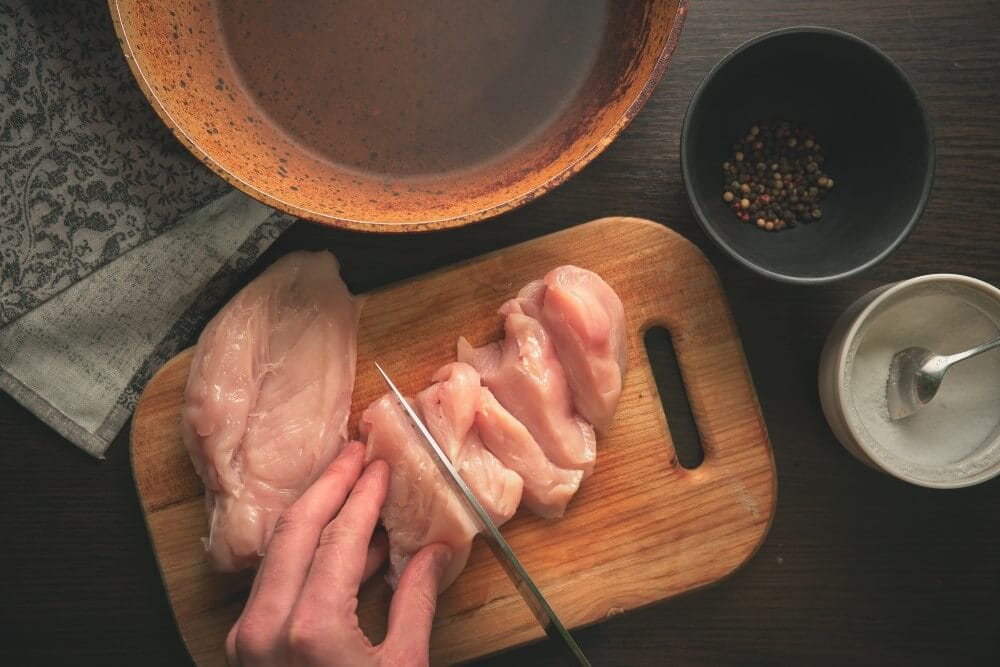 slicing chicken fillet