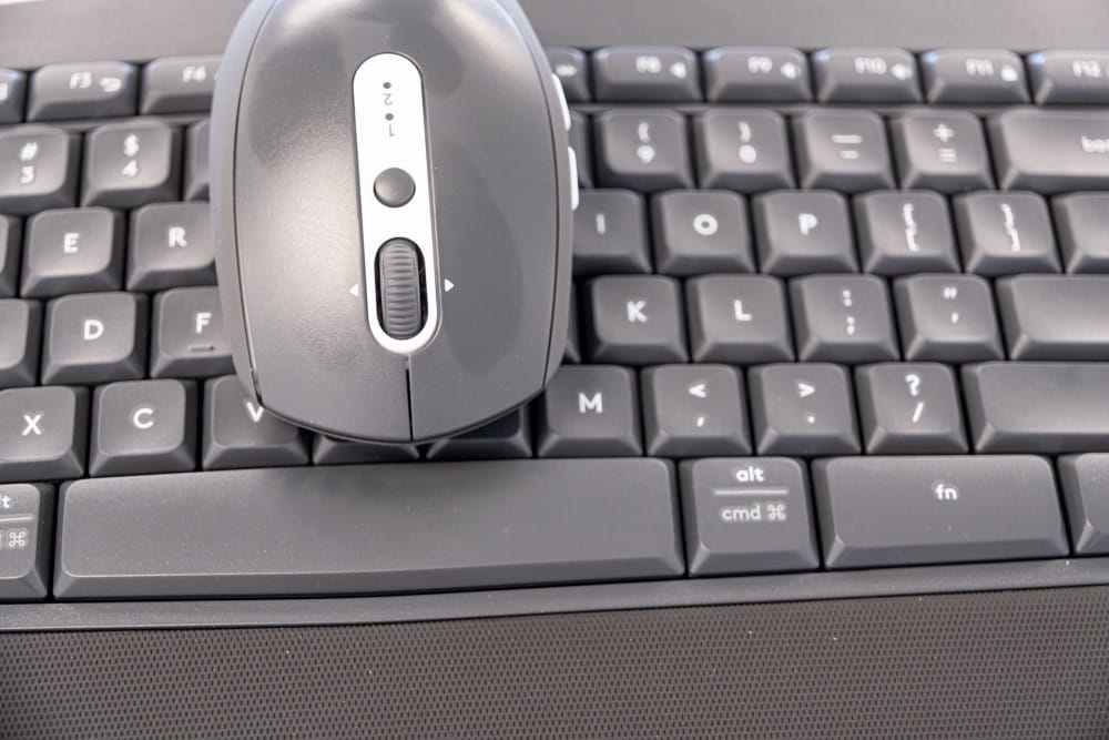 dusty keyboard and mouse