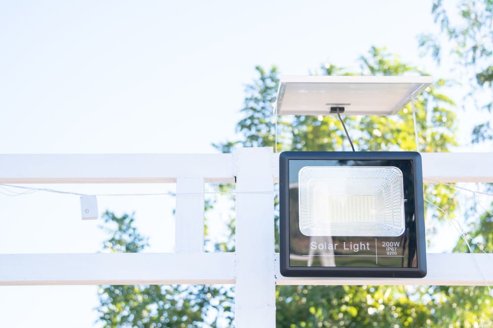 charging solar light outdoor