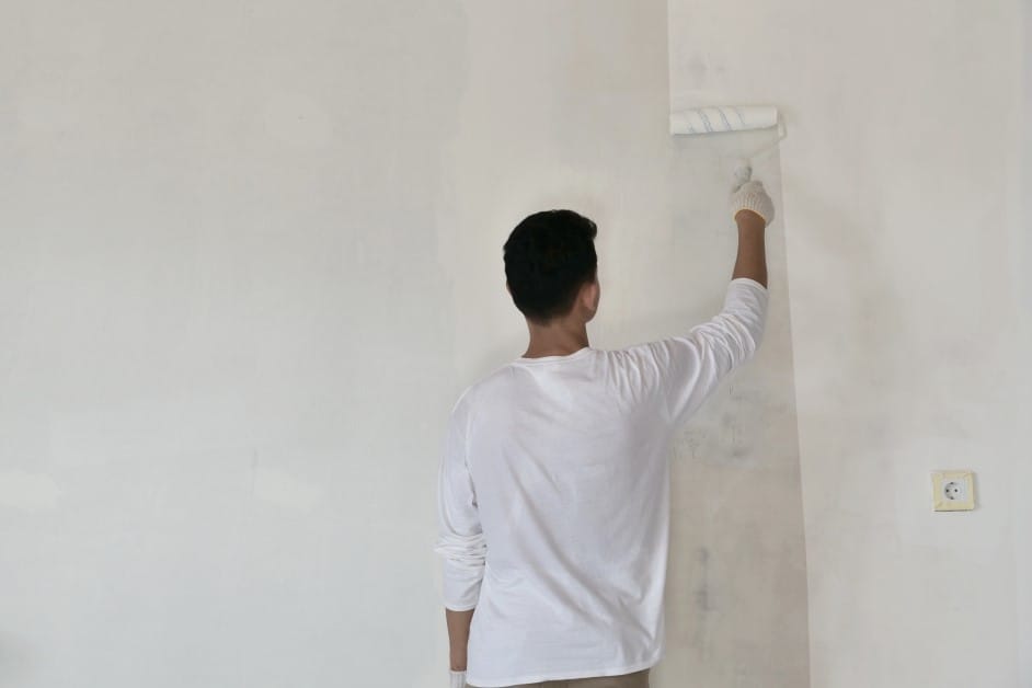 priming wall for waterproofing